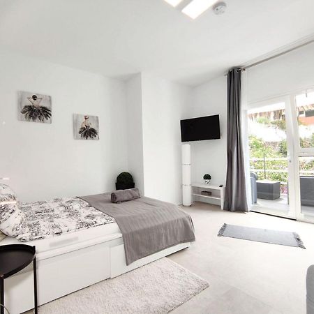 Apartments Fantastico Puerto De La Cruz With Balcony, Terrace, Air Conditioning And Free Parking, Ideal For Couples And Solo Travelers Puerto de la Cruz Kültér fotó