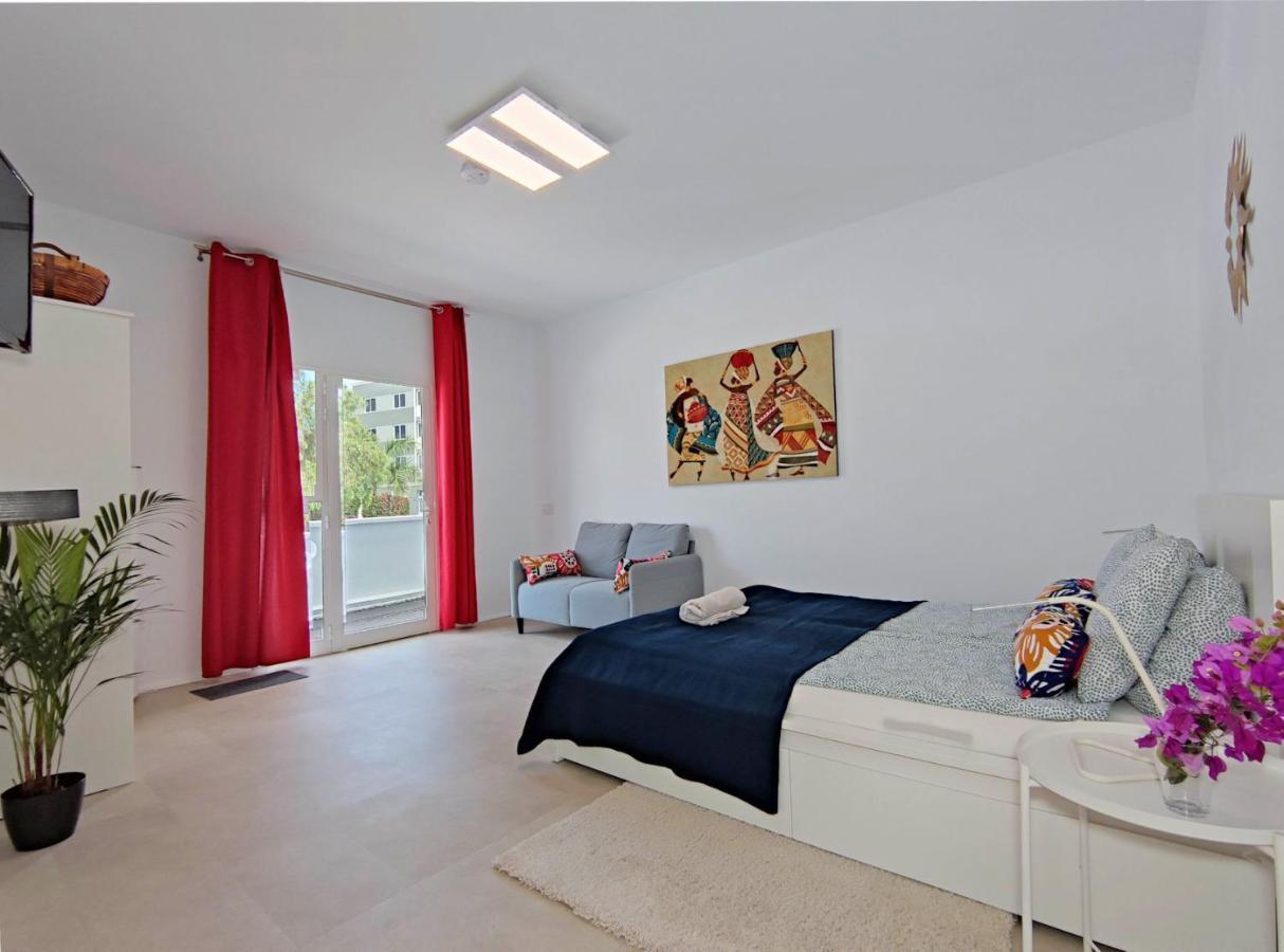 Apartments Fantastico Puerto De La Cruz With Balcony, Terrace, Air Conditioning And Free Parking, Ideal For Couples And Solo Travelers Puerto de la Cruz Kültér fotó