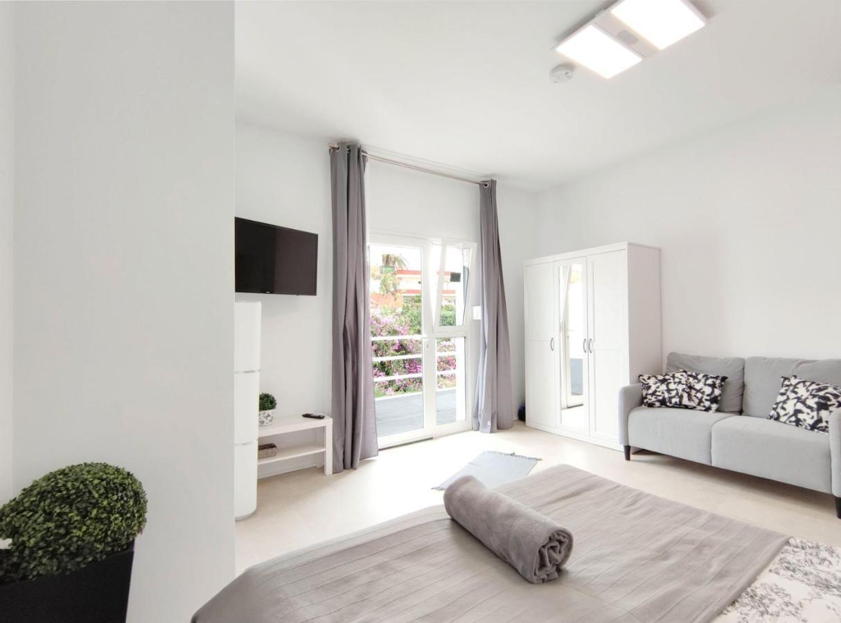 Apartments Fantastico Puerto De La Cruz With Balcony, Terrace, Air Conditioning And Free Parking, Ideal For Couples And Solo Travelers Puerto de la Cruz Kültér fotó